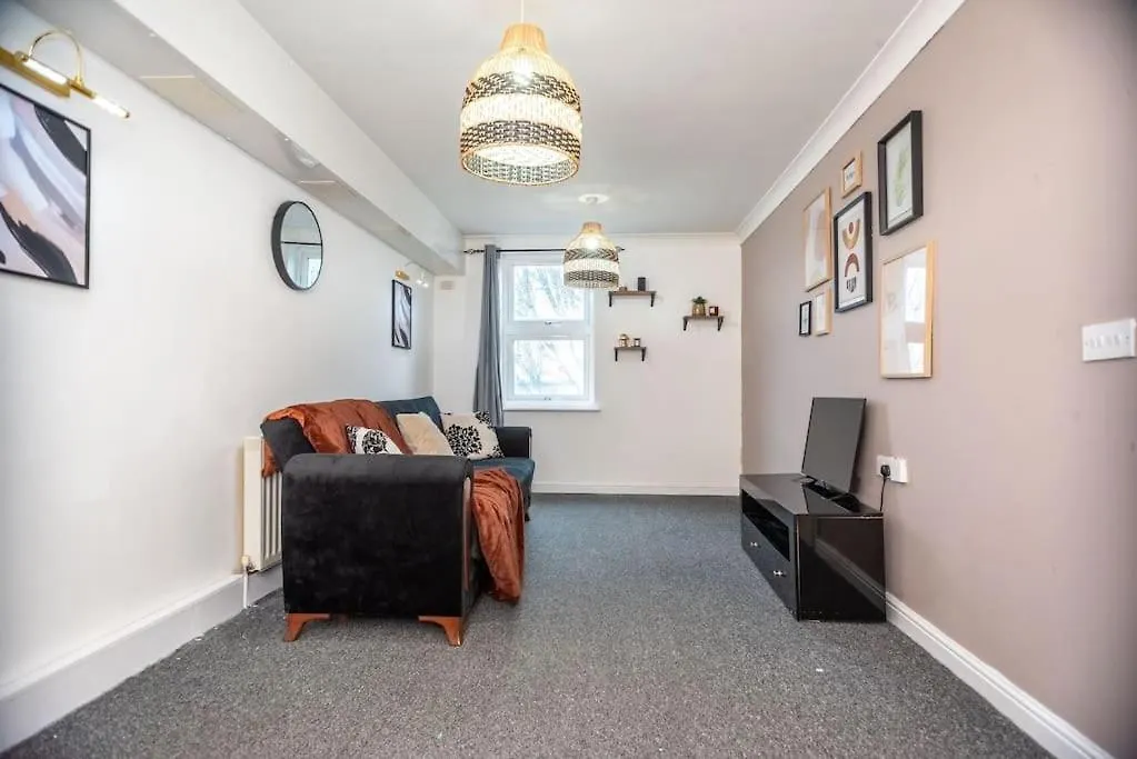 Spacious 1 Bed- Nunhead/Peckham-Sleeps 4 London